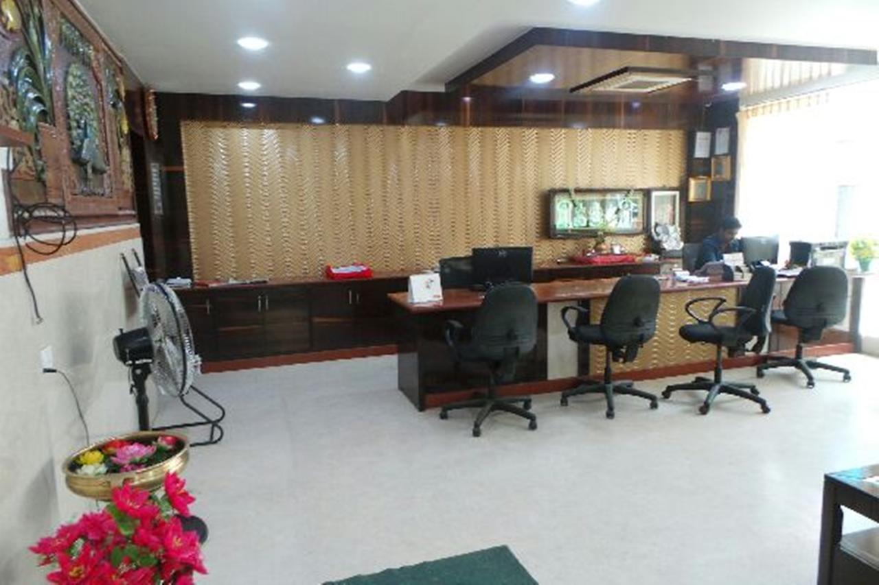Mlc Gateway Deluxe Inn Bangalore Eksteriør billede